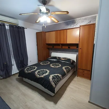 Pegy Apartment *