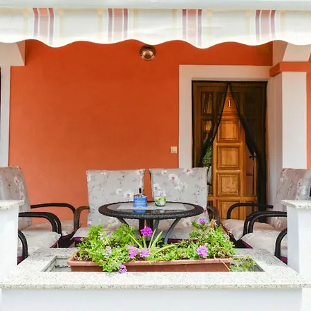 Pegy Apartment